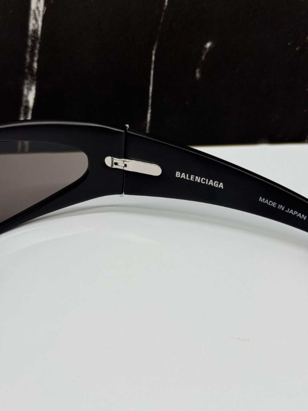 NEW BALENCIAGA BB0290S 001 BLACK UNISEX SUNGLASSES BALENCIAGA EYEWEAR - Picture 9 of 11